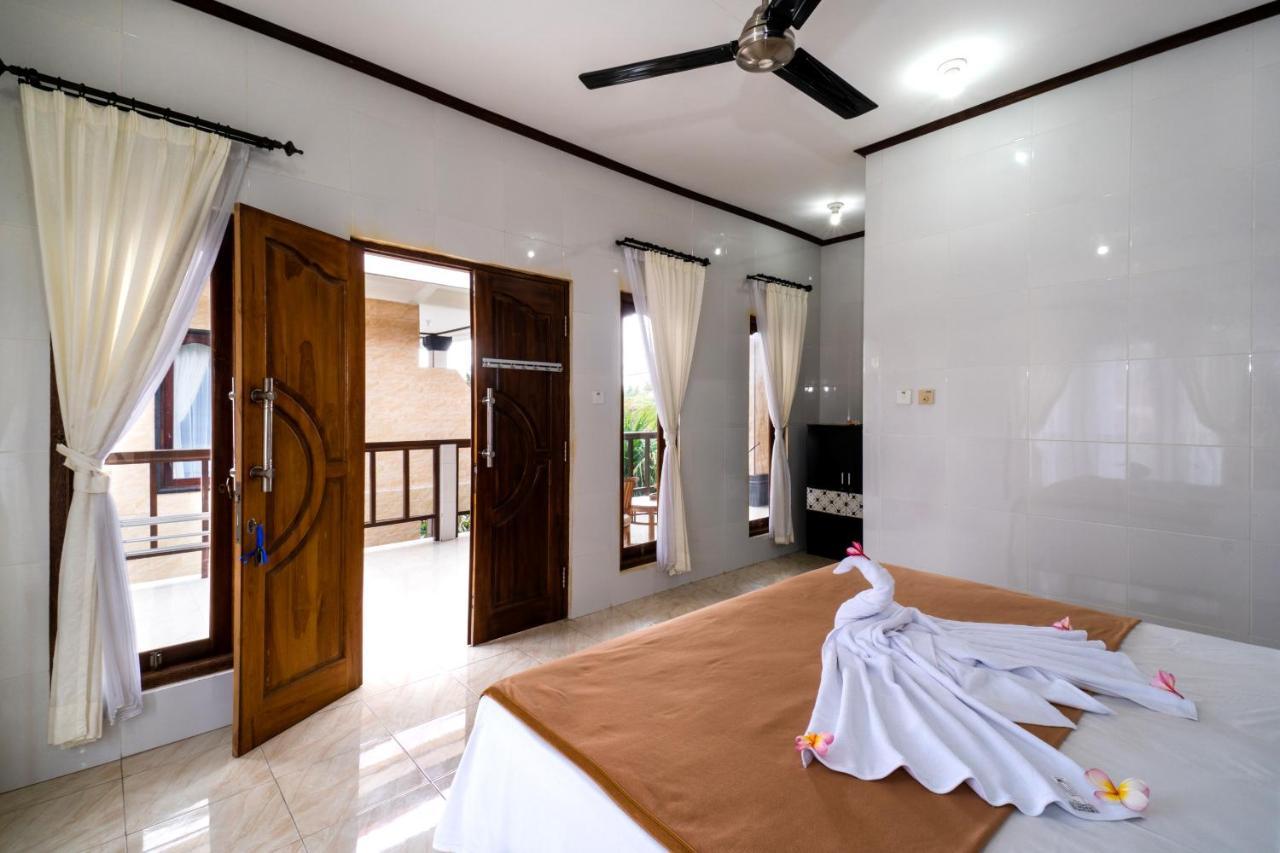 Megacahya Bungalow Lembongan Exterior foto